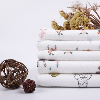 Bamboo fiber cartoon printing air layer knitted bamboo fiber fabric for baby quilt underwear